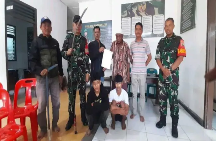 Dua Remaja Diamankan Saat Tawuran di Percut Sei Tuan, Warga dan TNI Bertindak Cepat :https://sekilassumut.biz.id/