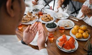 Keutamaan Berdoa Saat Berbuka Puasa dan Sunnah Nabi yang Dianjurkan; https://sekilassumut.biz.id/