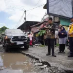 Wali Kota Medan Tinjau Jalan Rusak di Simpang KIM, Desak Perbaikan Segera